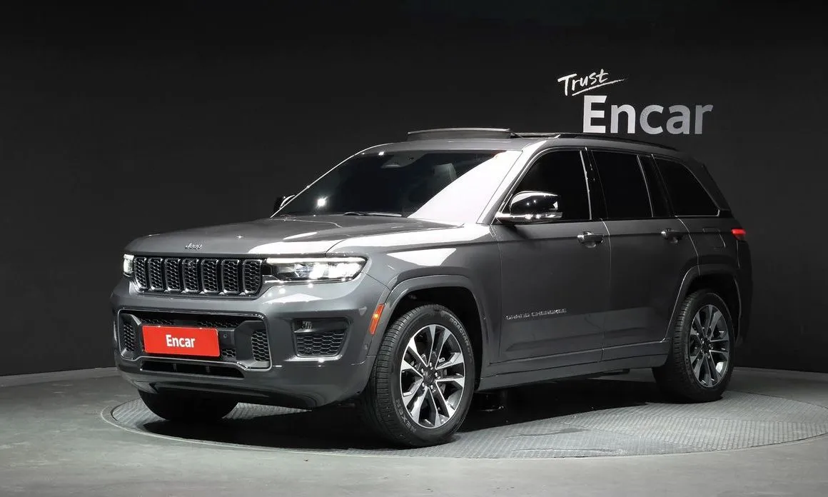 Jeep Cherokee — фото 1