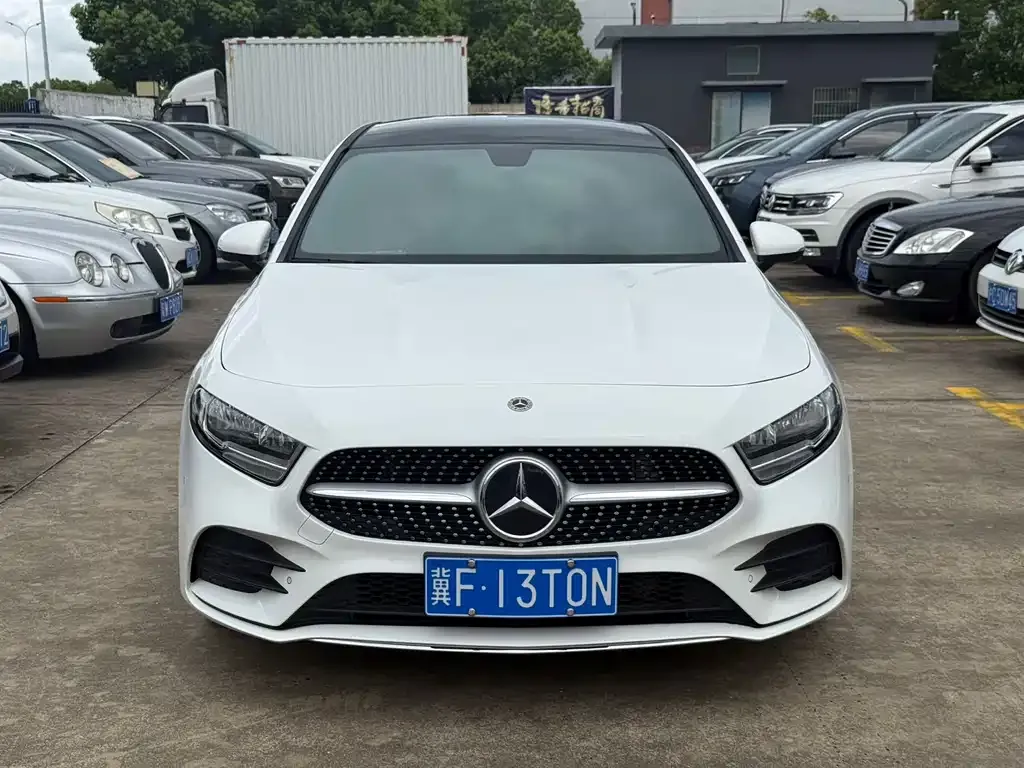 Mercedes-Benz A-Class — фото 1