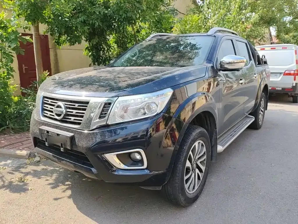 Nissan Navara — фото 10