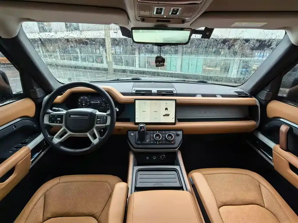 Land Rover Defender — фото 10