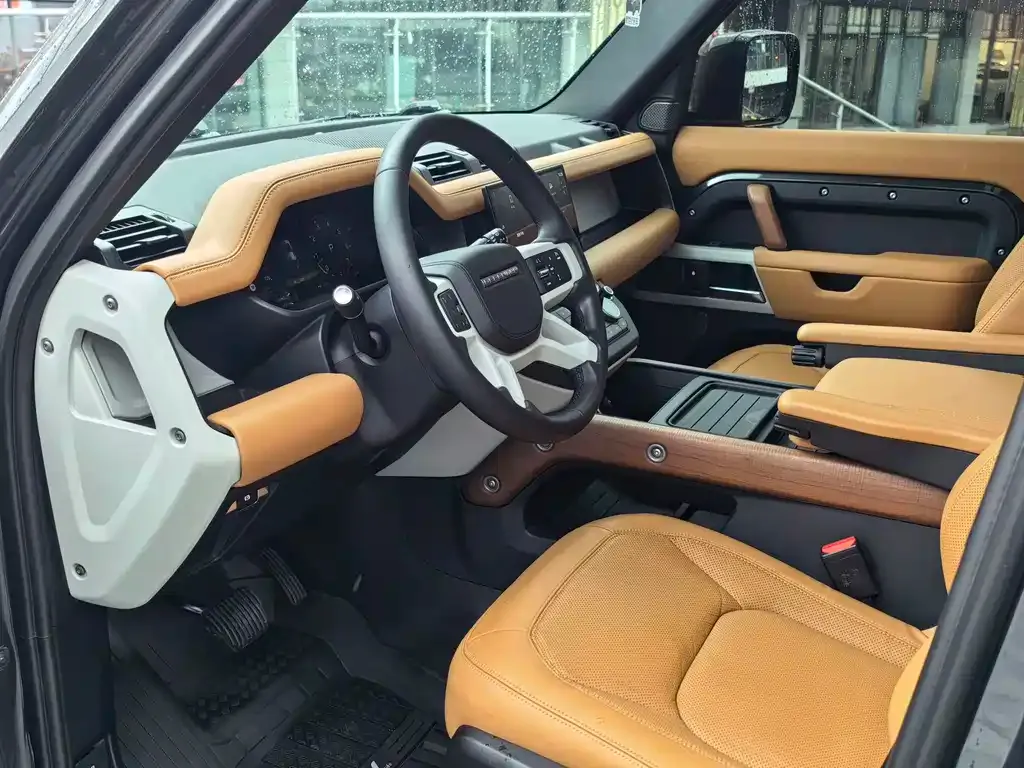 Land Rover Defender — фото 6