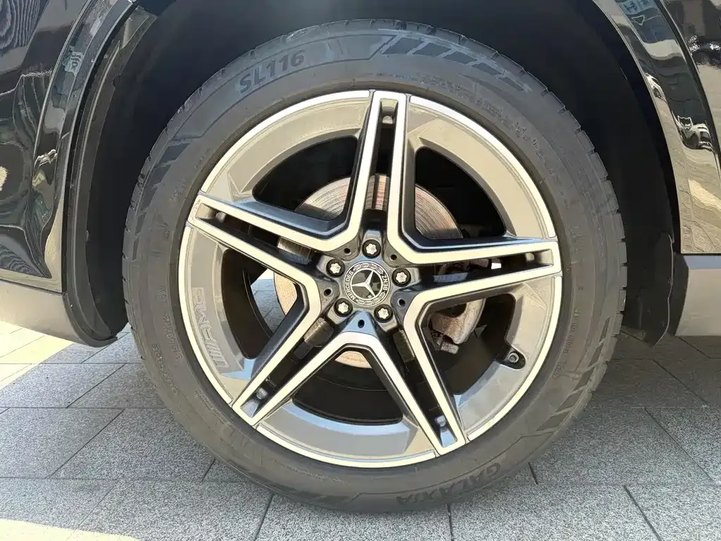 Mercedes-Benz GLS — фото 7