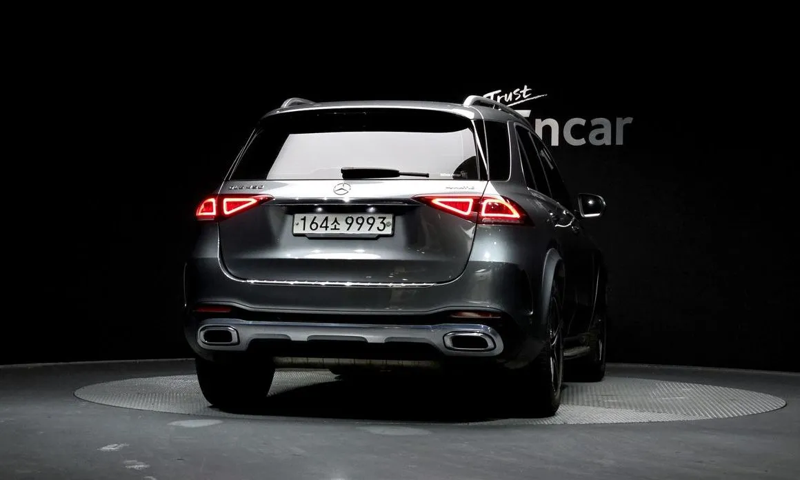 Mercedes-Benz GLE-Class — фото 7