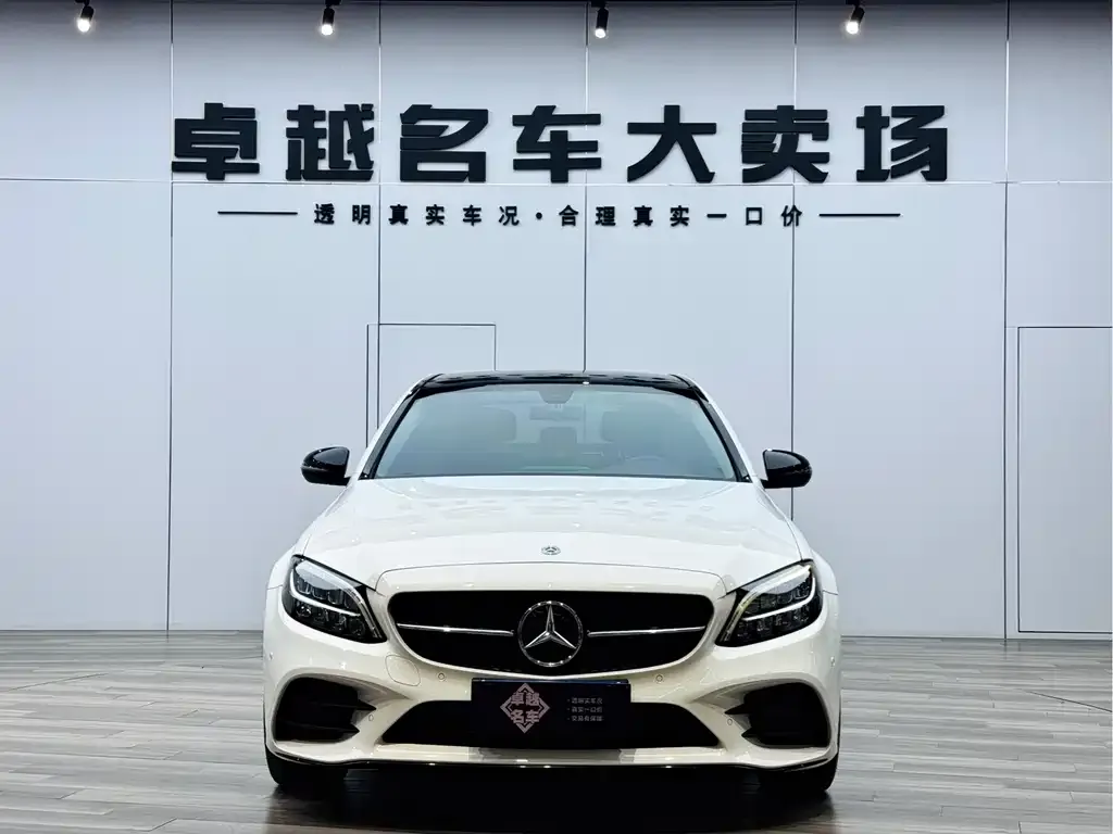 Mercedes-Benz C-Class — фото 1
