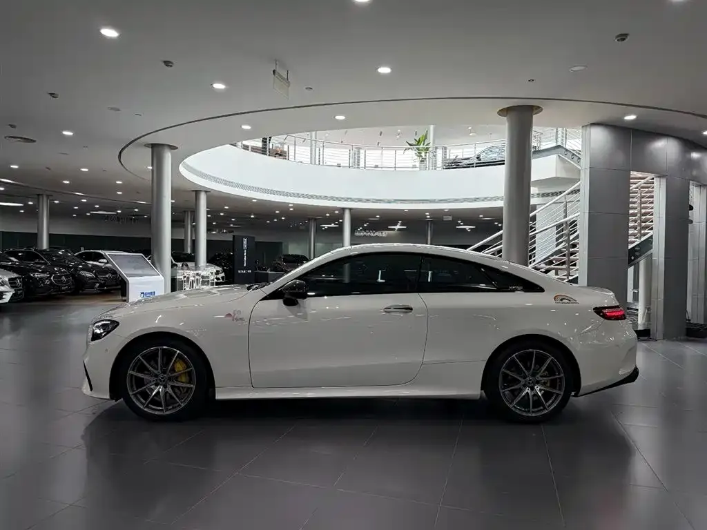 Mercedes-Benz E-Class (Import) — фото 9
