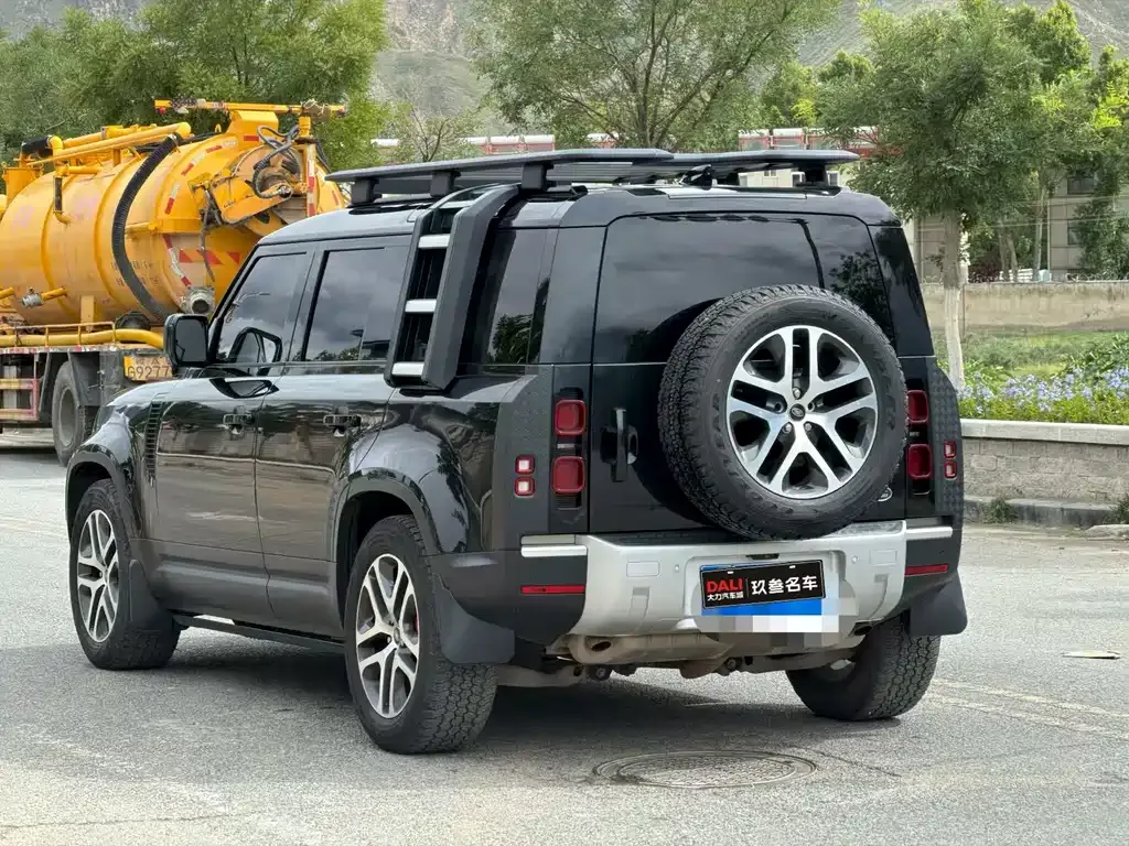 Land Rover Defender — фото 8