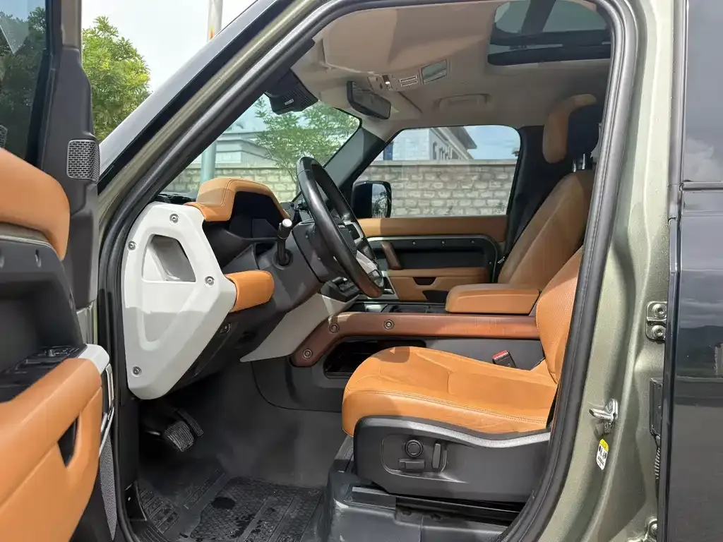 Land Rover Defender — фото 2