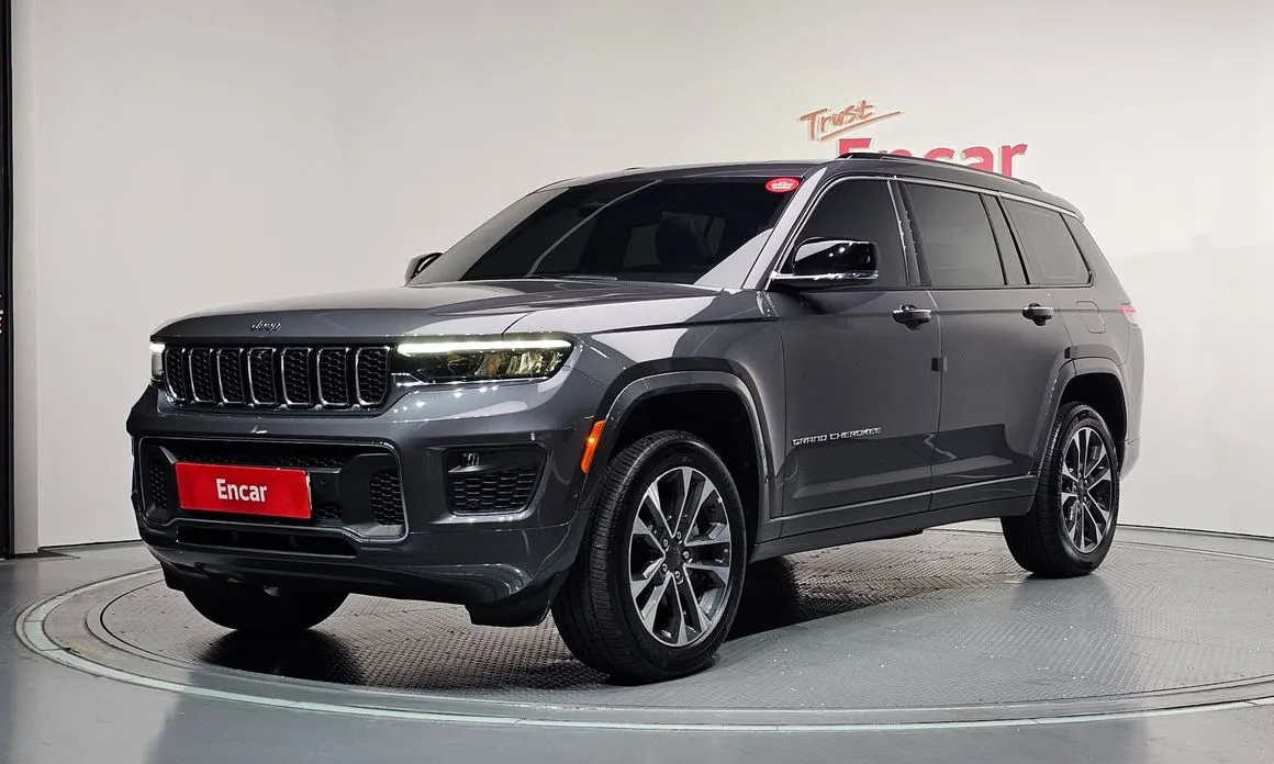 Jeep Cherokee — фото 1