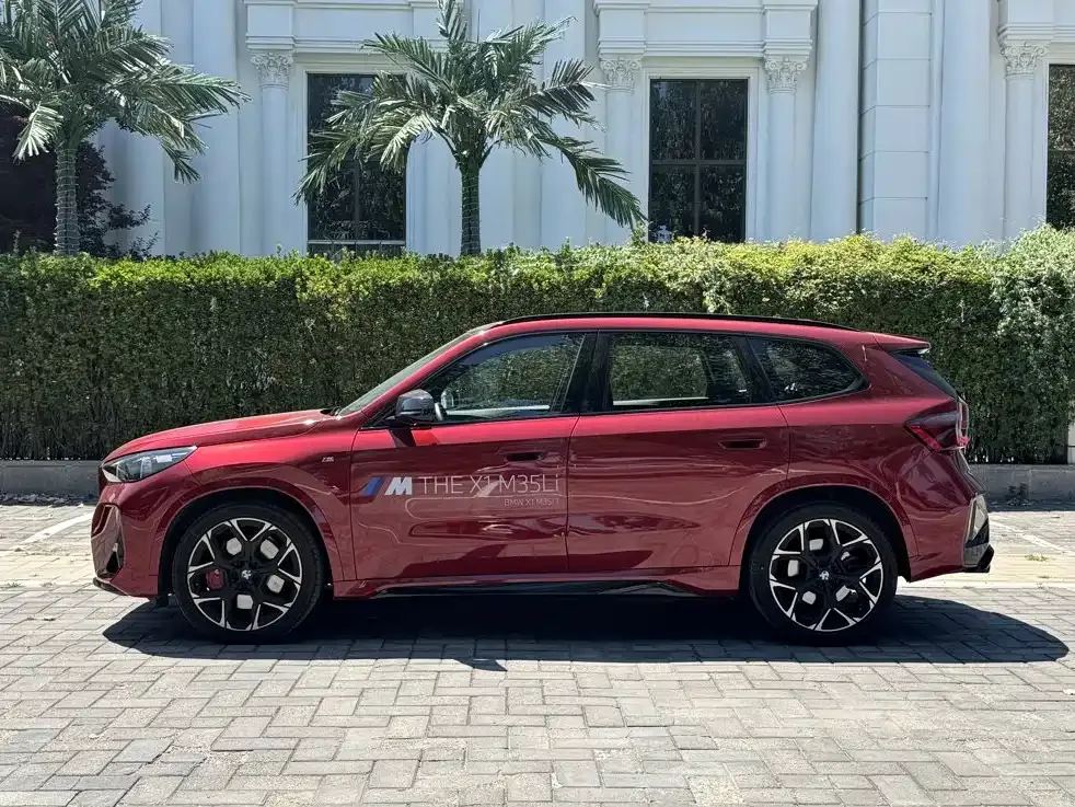 BMW X1 M35Li — фото 5