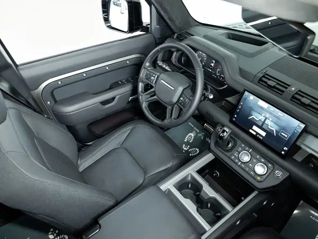 Land Rover Defender — фото 6