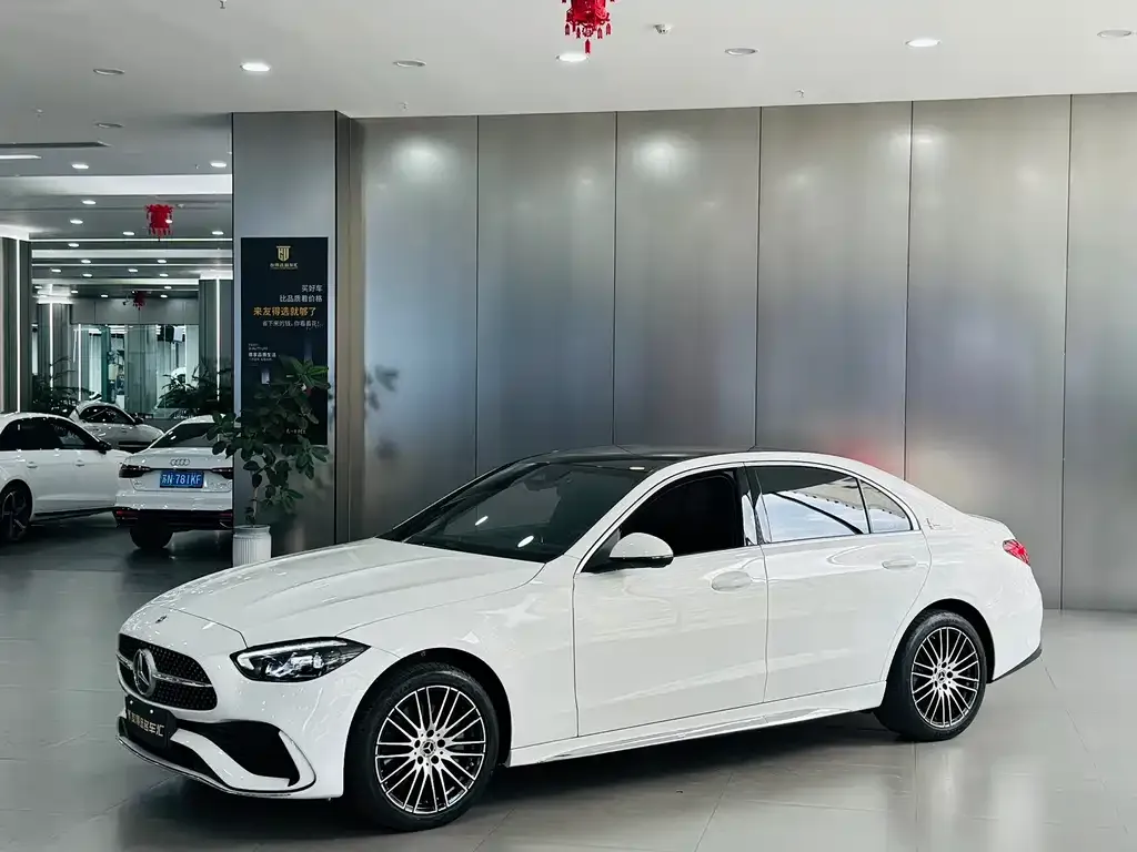 Mercedes-Benz C-Class — фото 1