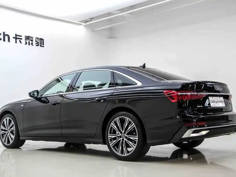 Audi A6L — фото 6