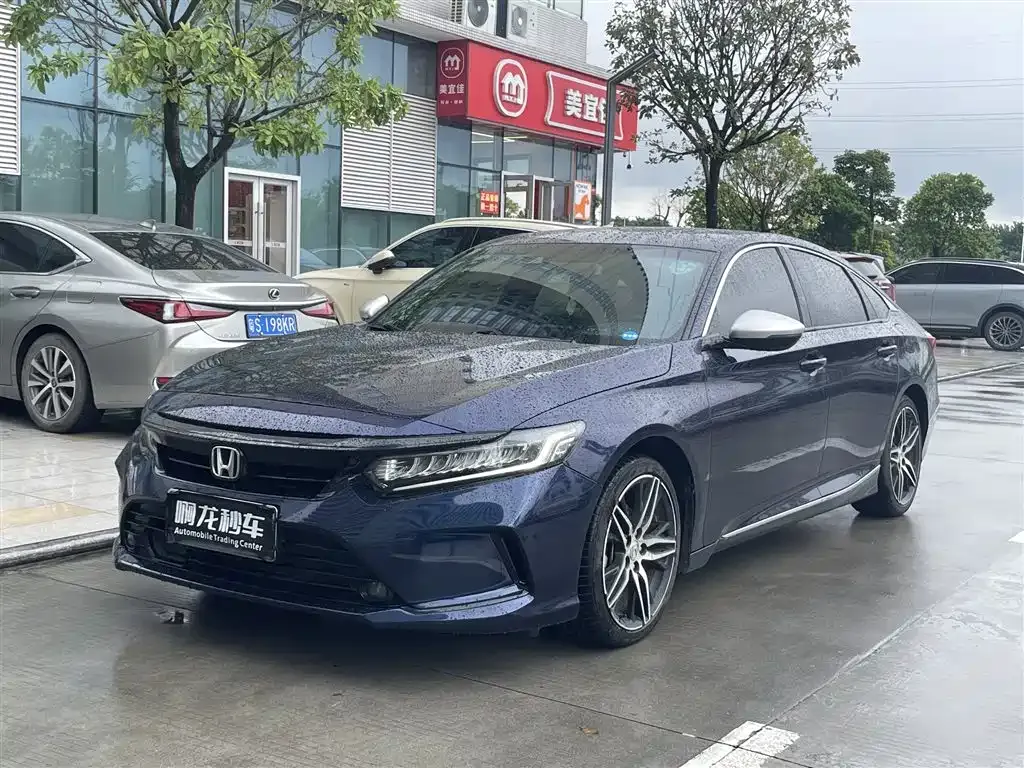 Honda Inspire — фото 1