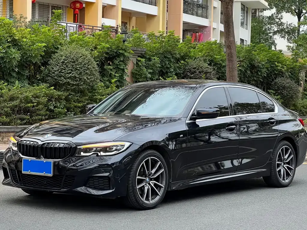 BMW 3 Series — фото 1