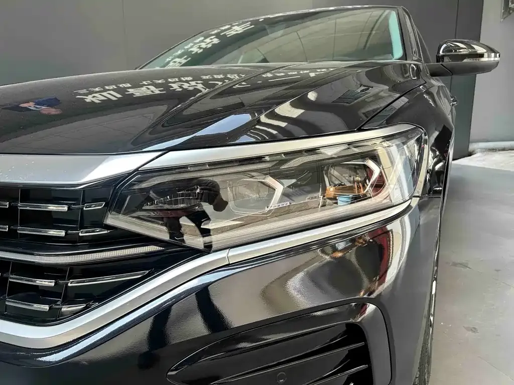 Volkswagen Passat — фото 2