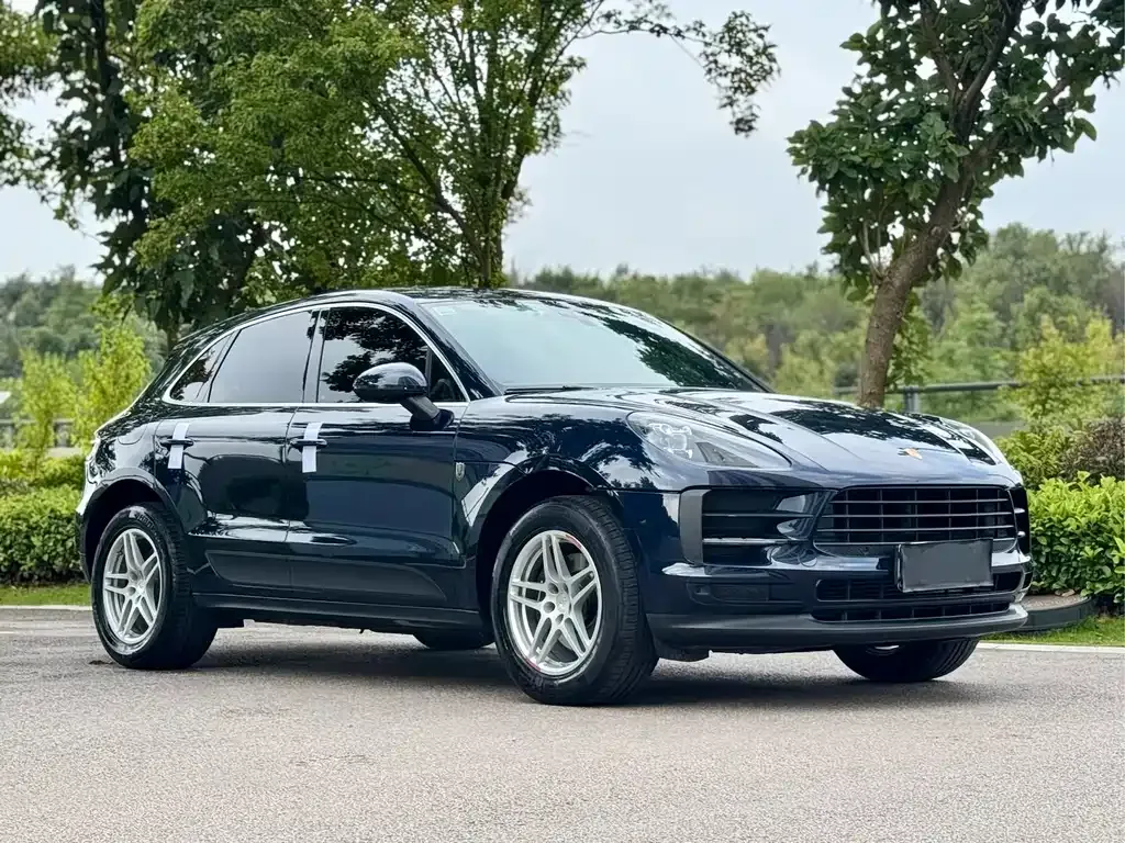 Porsche Macan — фото 9