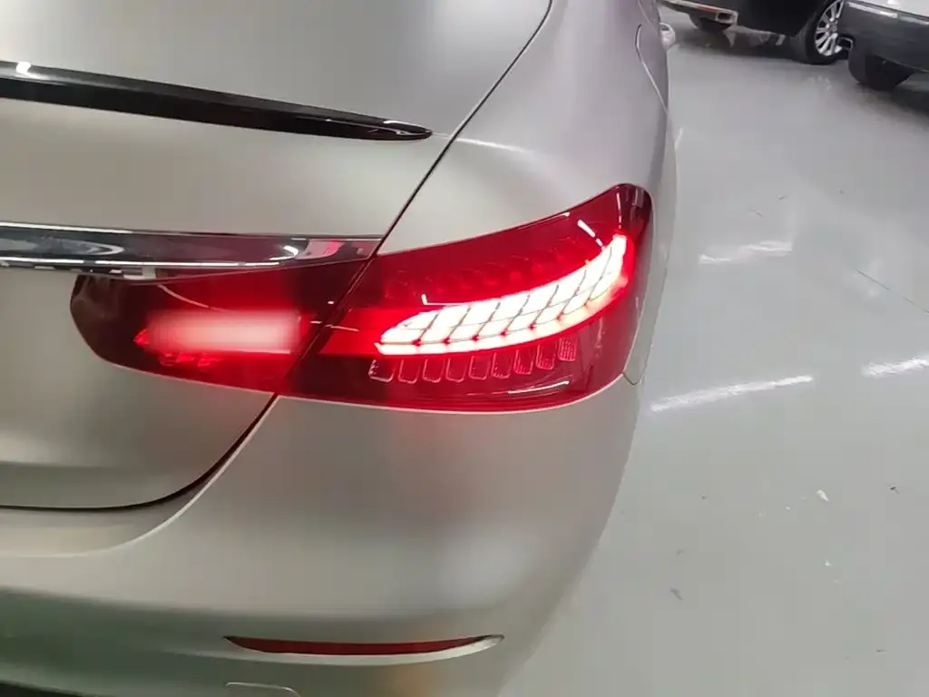 Mercedes-Benz E-Class (Import) — фото 10