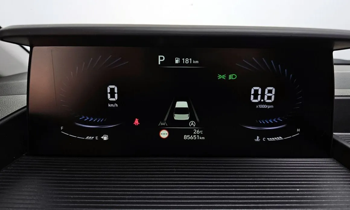 Hyundai Staria — фото 3