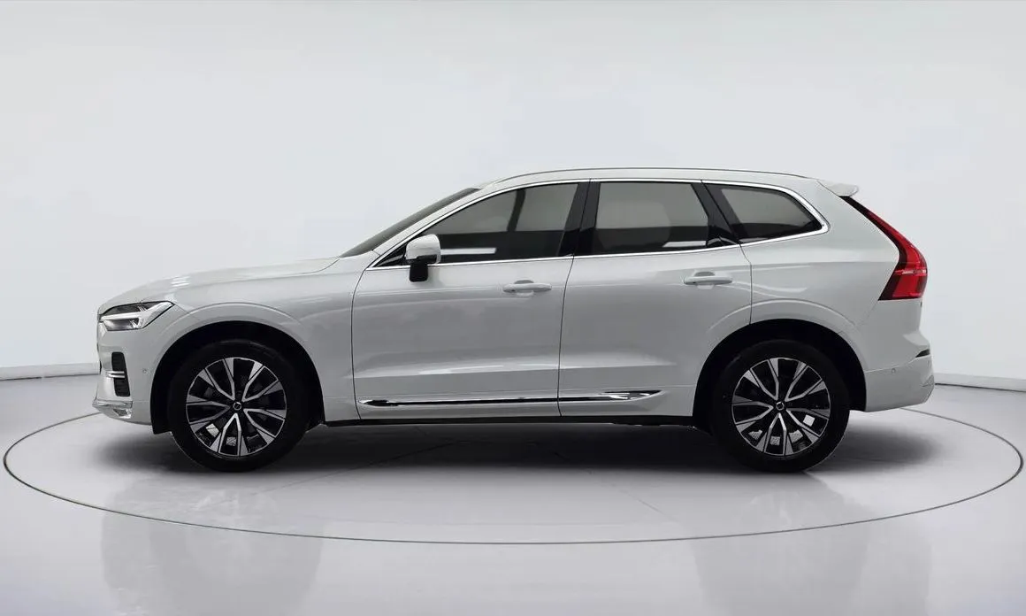 Volvo XC60 — фото 7