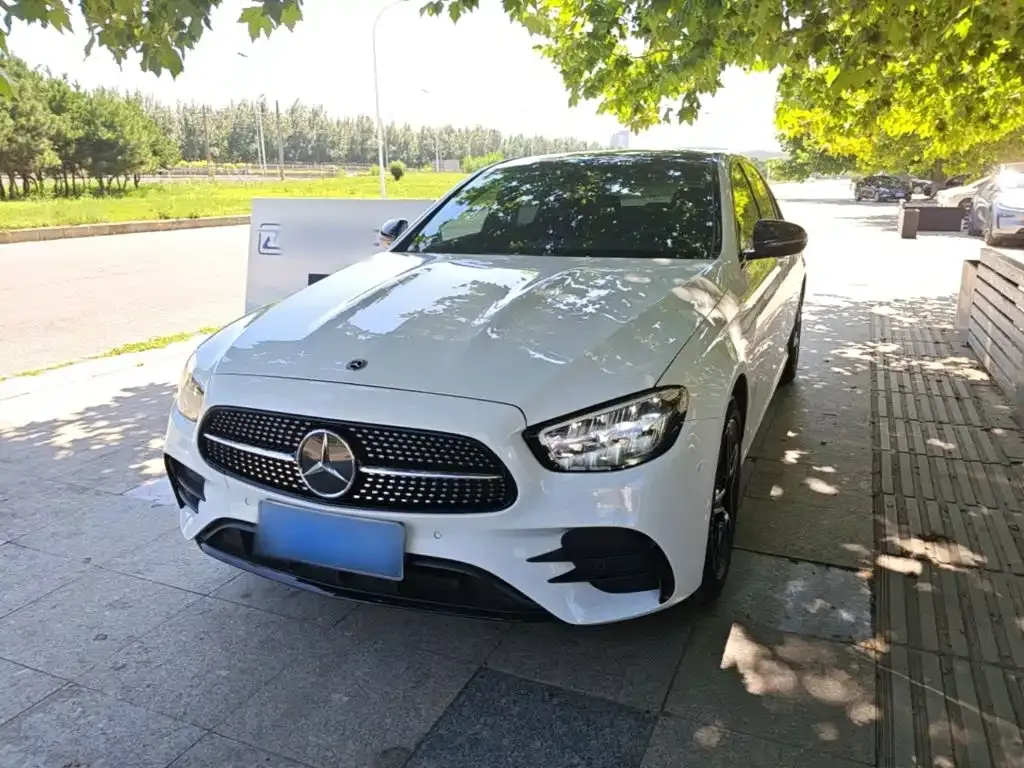 Mercedes-Benz E-Class (Import) — фото 1