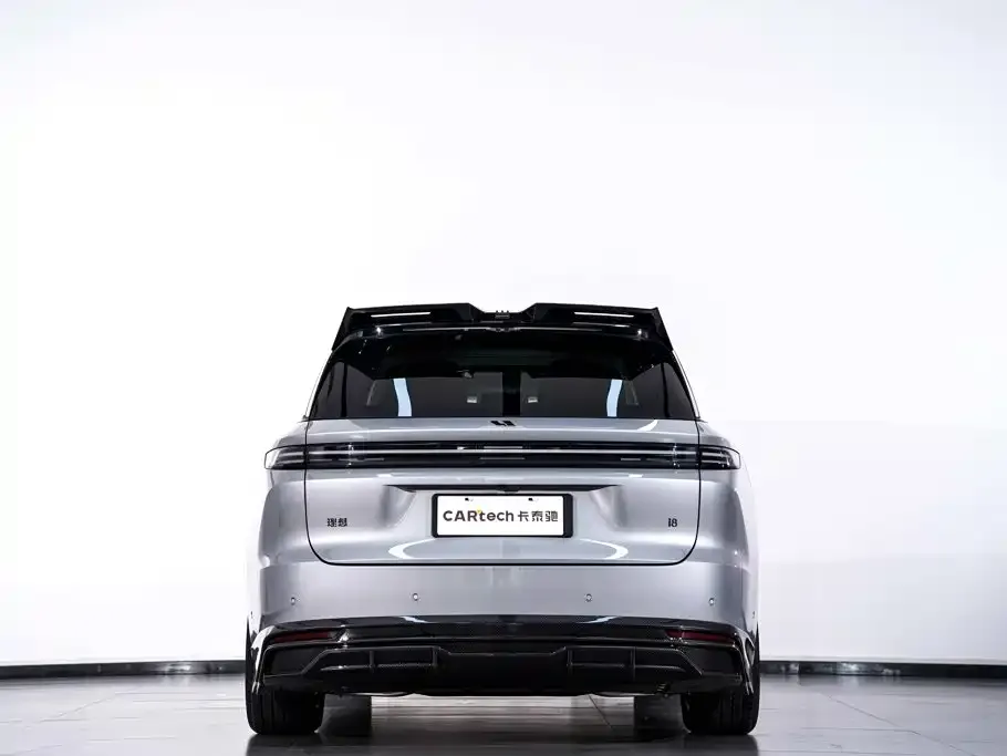Li Auto i8 — фото 3