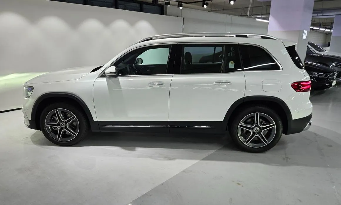 Mercedes-Benz GLB-Class — фото 8