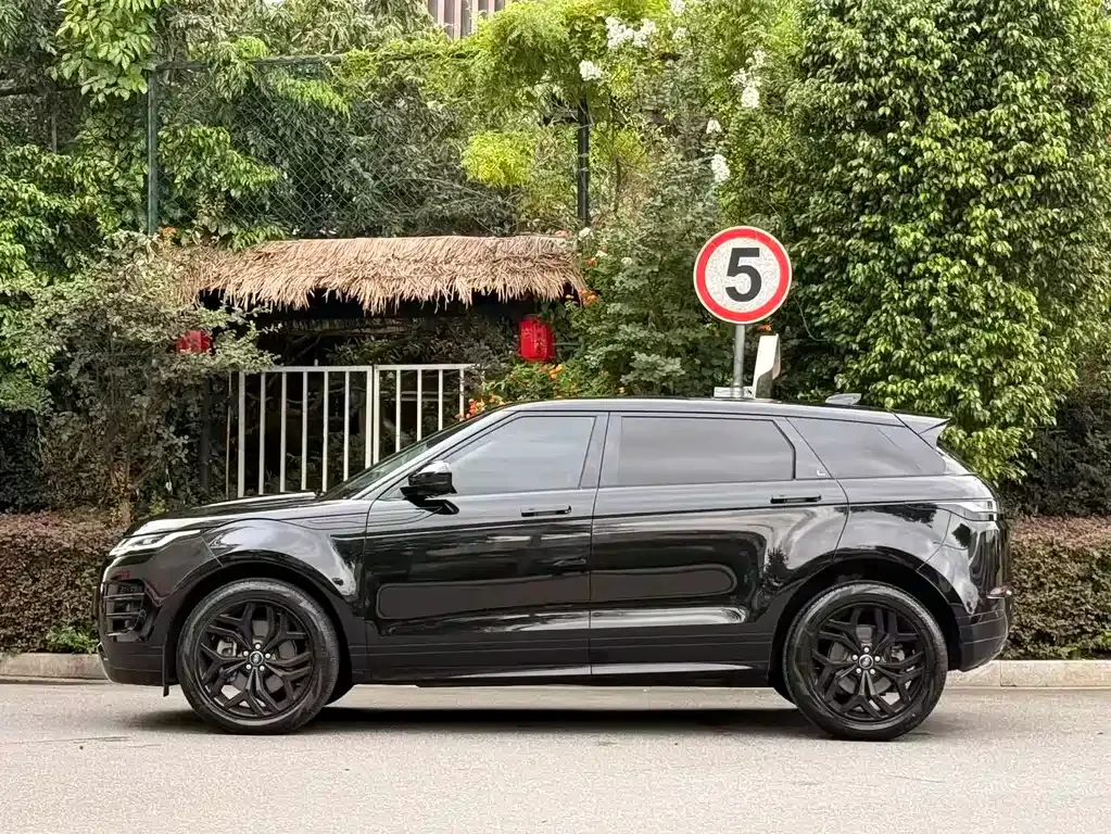 Land Rover Evoque — фото 9