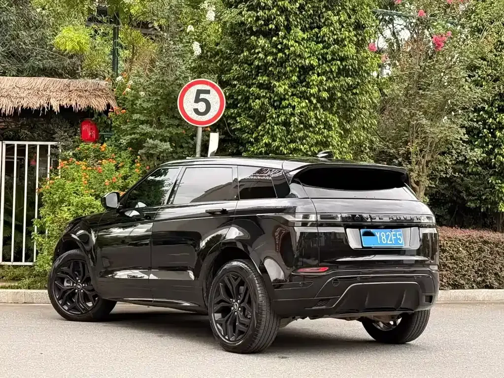 Land Rover Evoque — фото 5