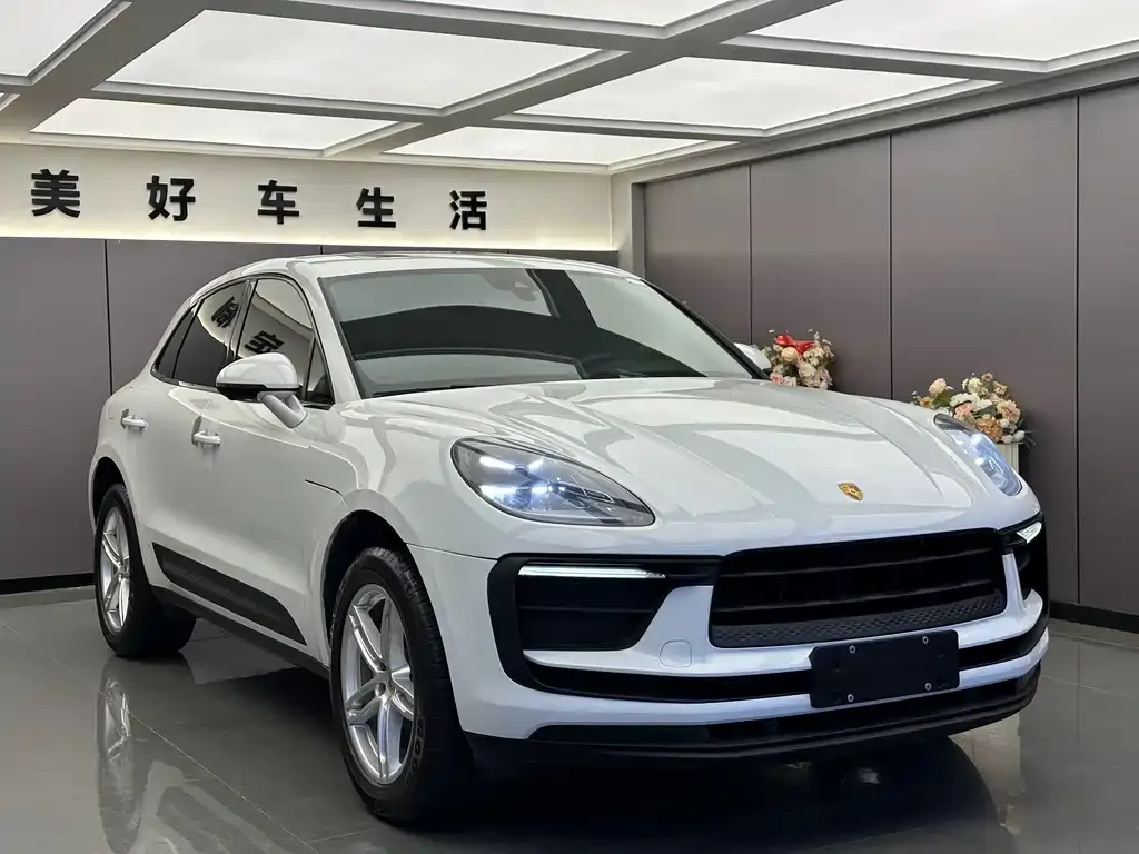 Porsche Macan — фото 8