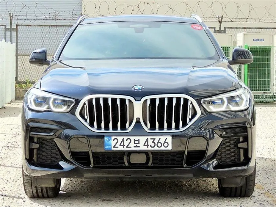BMW X6 — фото 1