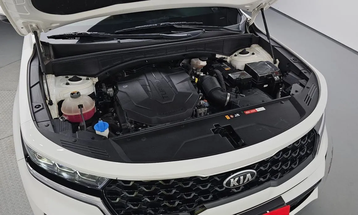 Kia Sorento — фото 10