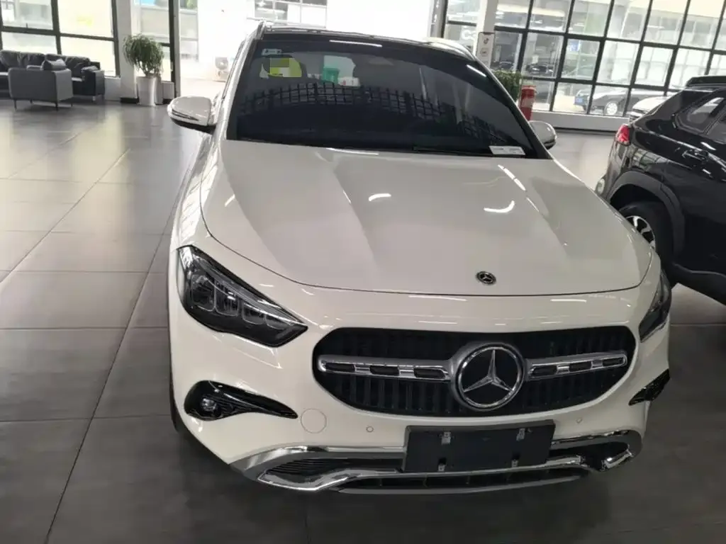 Mercedes-Benz GLA — фото 2