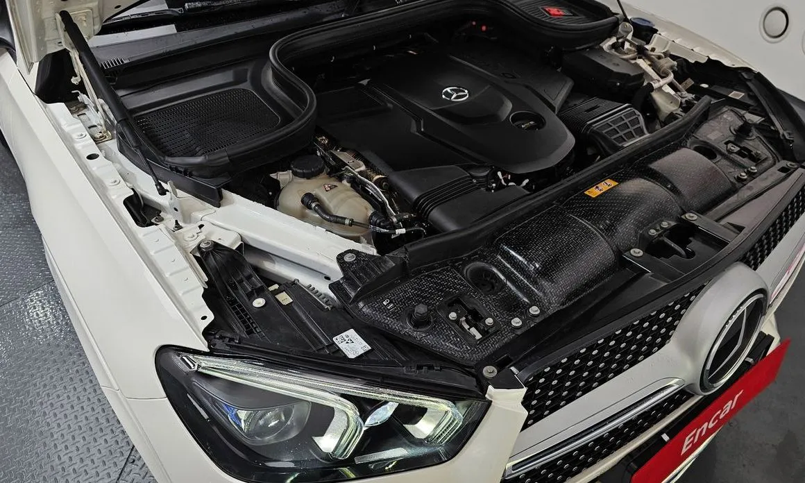 Mercedes-Benz GLE-Class — фото 10