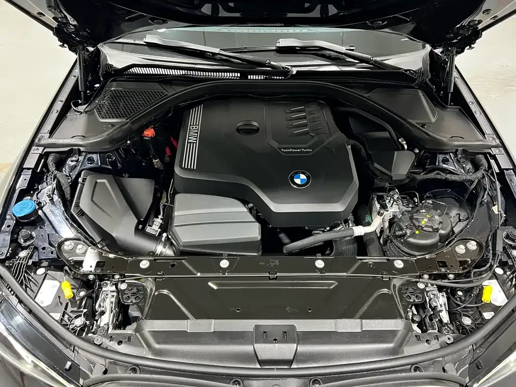 BMW 3 Series — фото 10