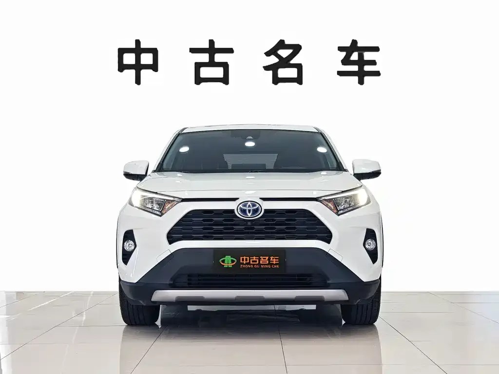 Toyota RAV4 — фото 2