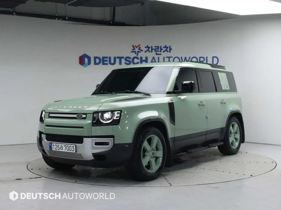 Land Rover Defender — фото 1