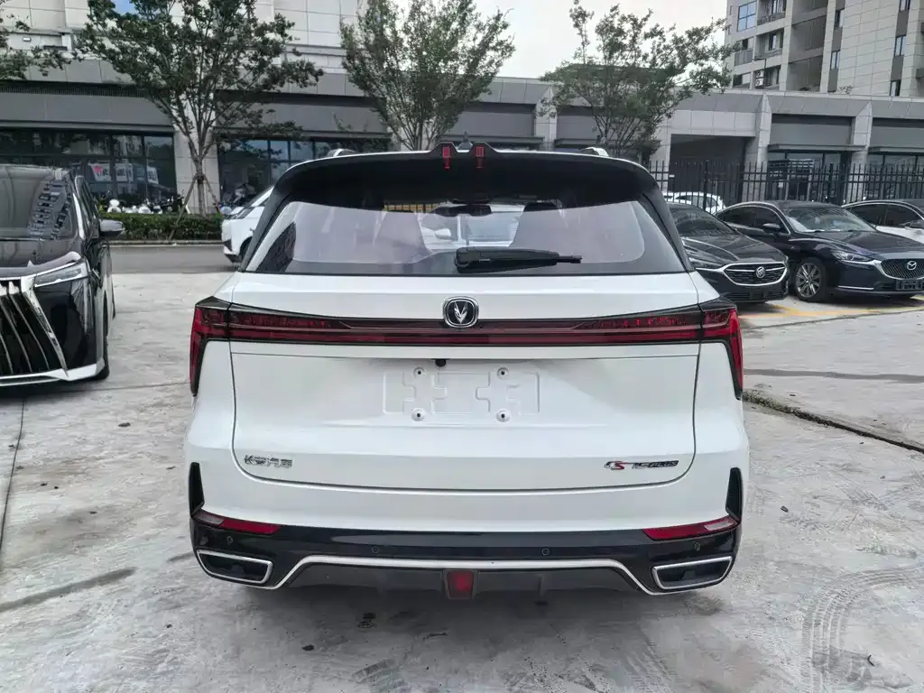 Changan CS75 PLUS — фото 4
