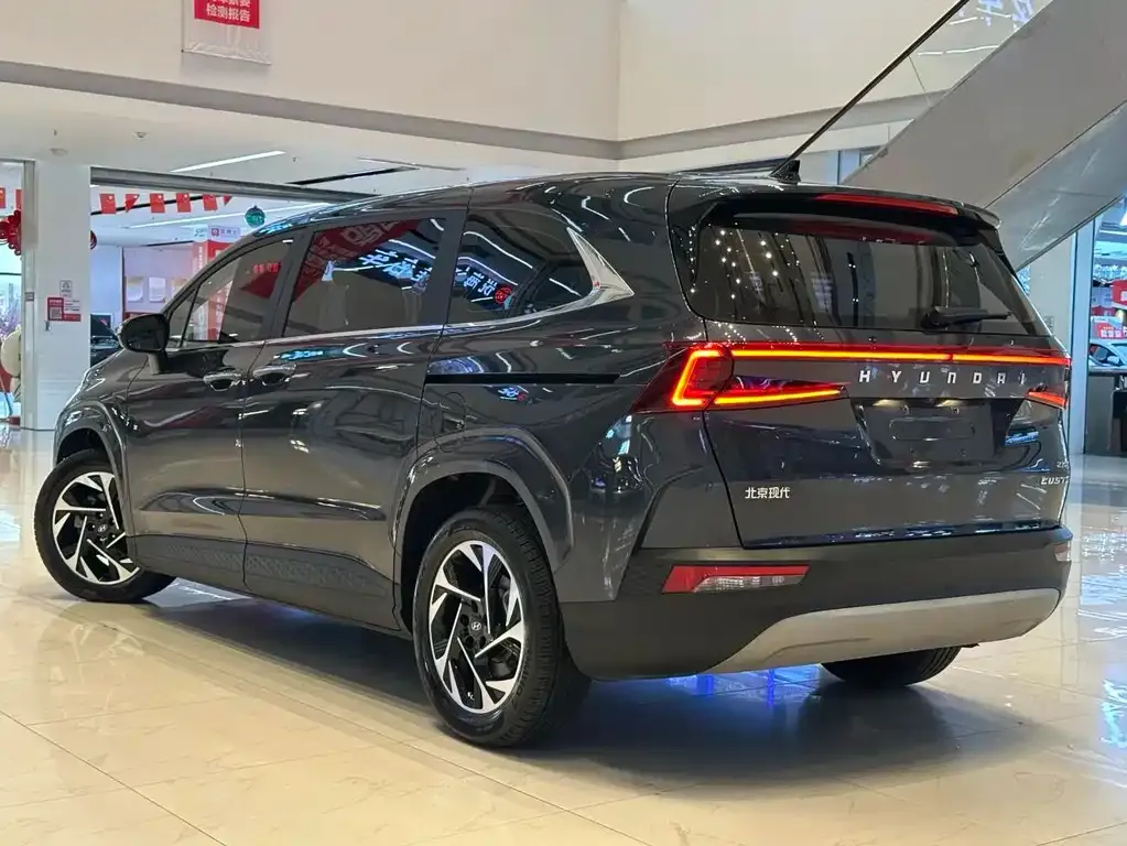 Hyundai Custo — фото 8