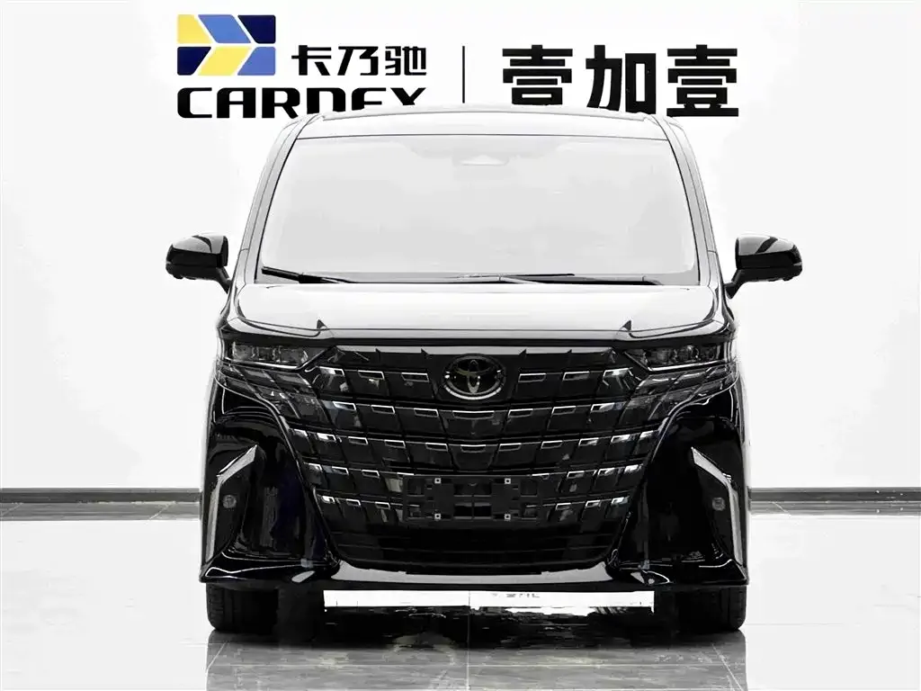 Toyota Alphard — фото 5