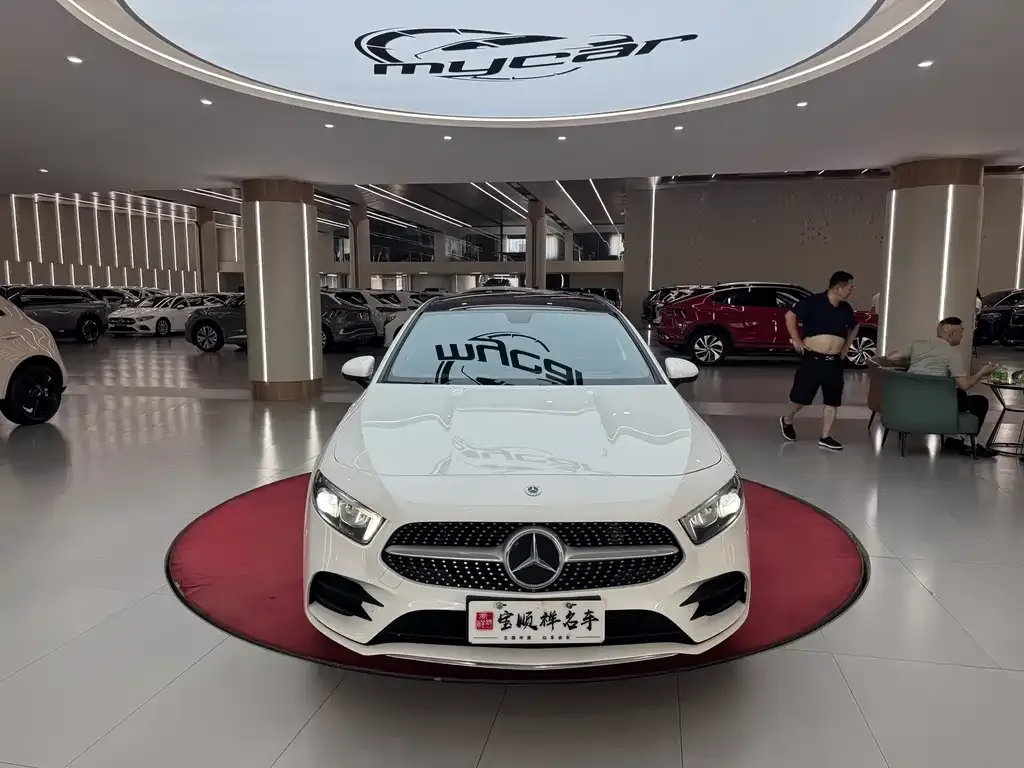 Mercedes-Benz A-Class — фото 2