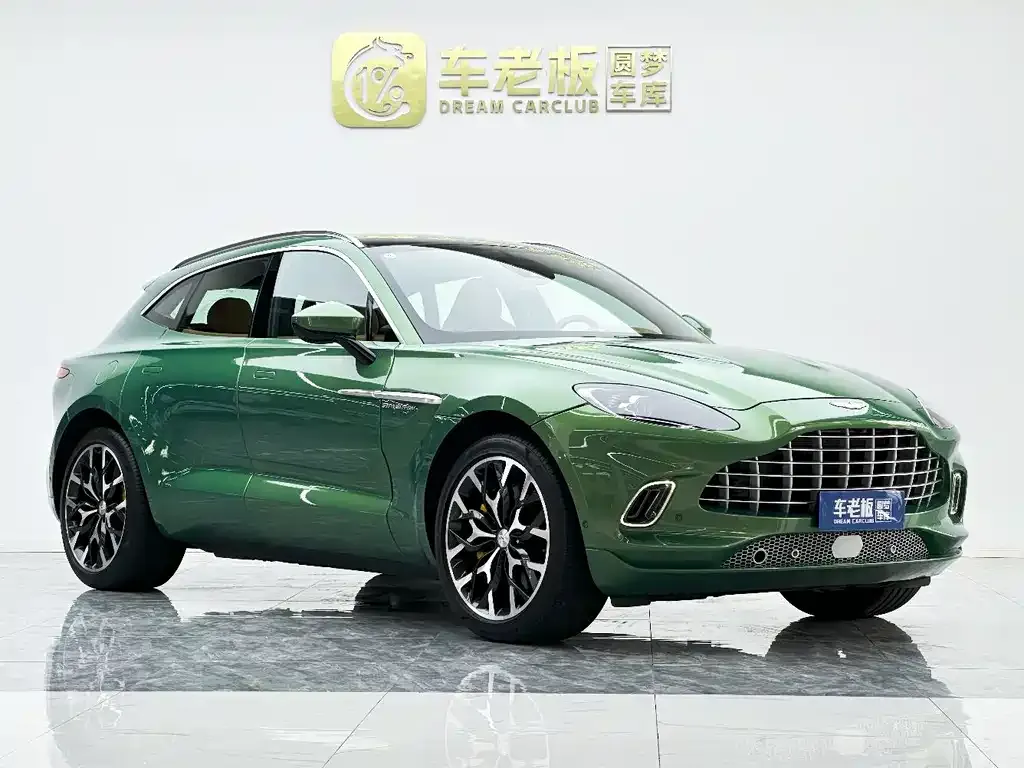 Aston Martin DBX — фото 3