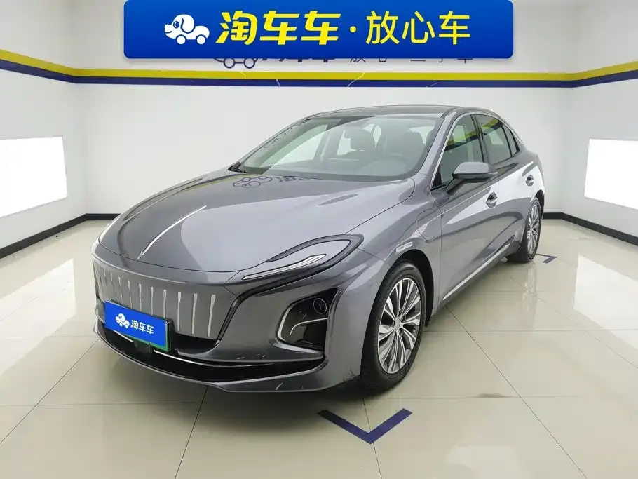 Hongqi E-QM5 — фото 1