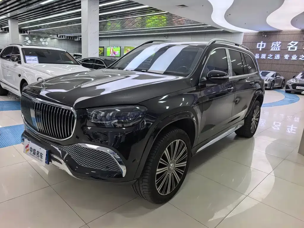 Mercedes-Benz GLS — фото 1