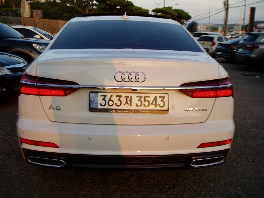 Audi A6 — фото 8
