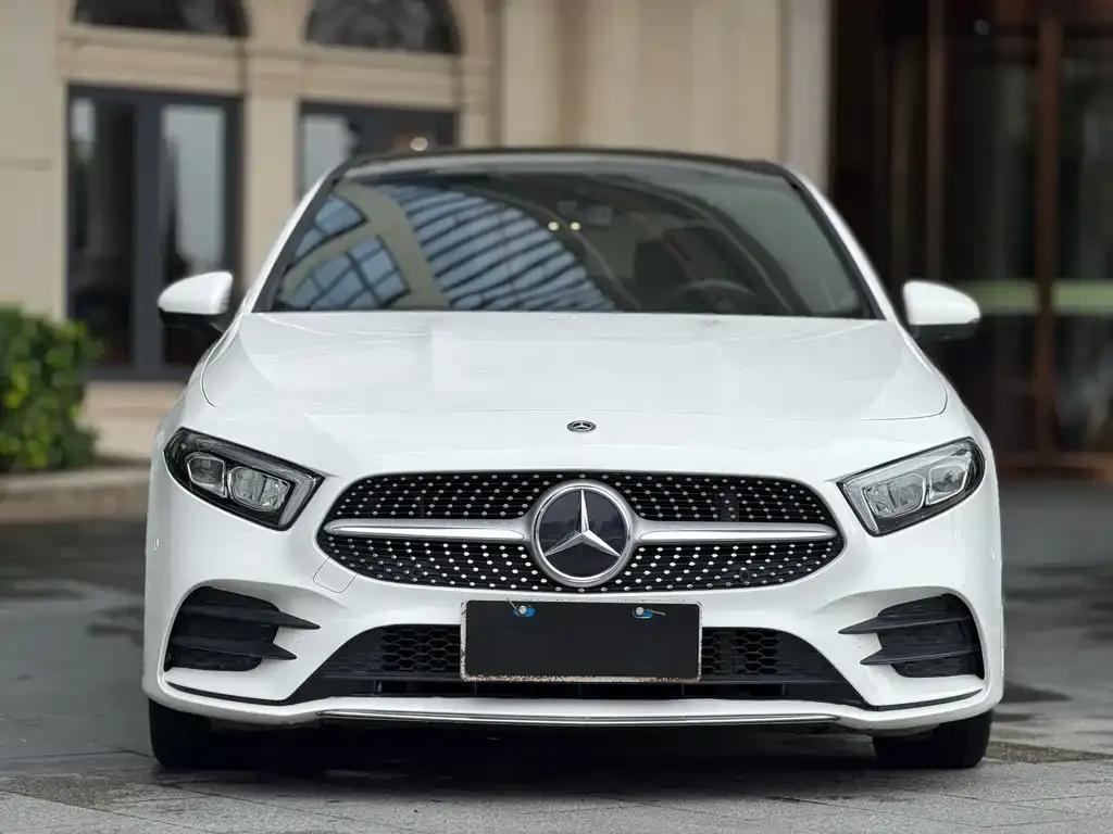 Mercedes-Benz A-Class — фото 10