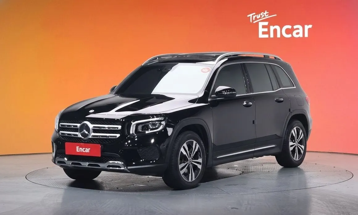 Mercedes-Benz GLB-Class — фото 1