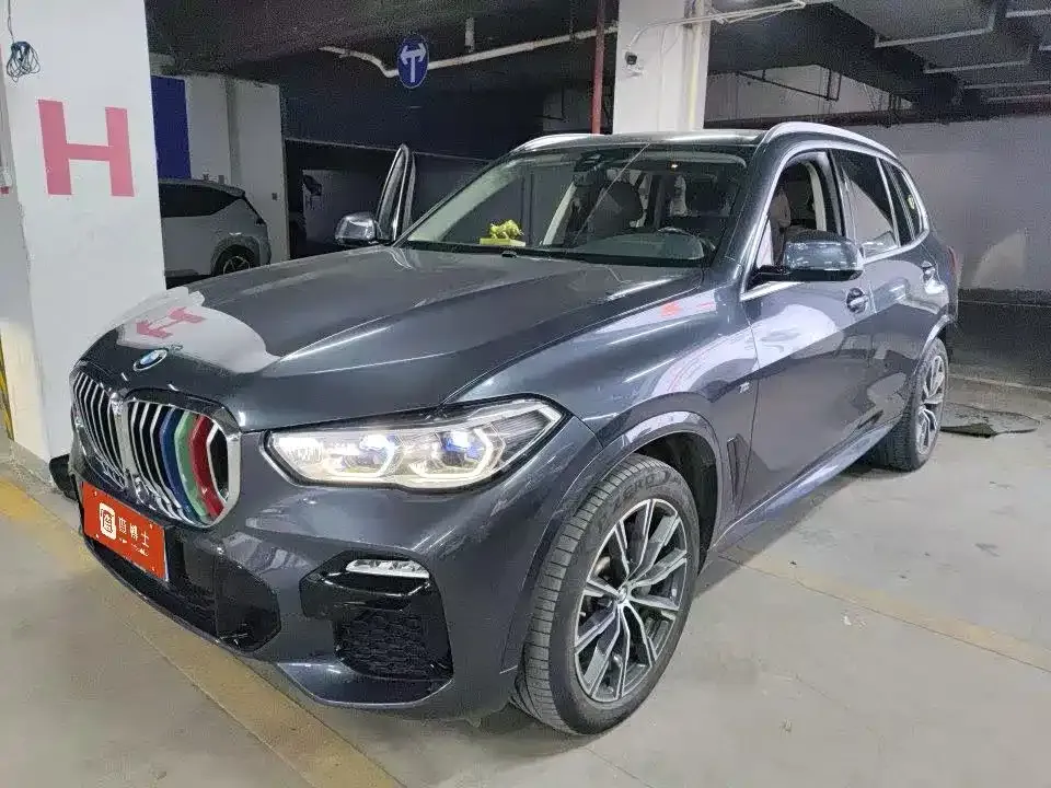 BMW X5 (Import) — фото 1