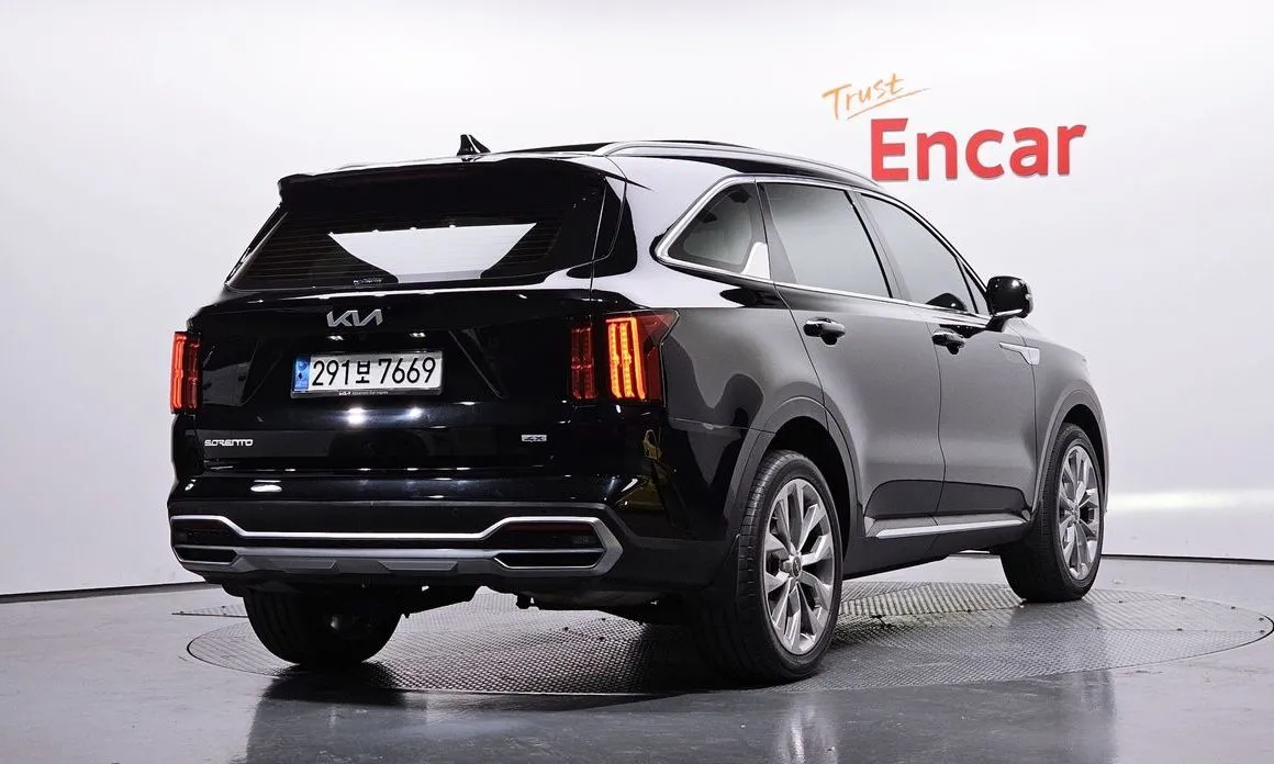 Kia Sorento — фото 5