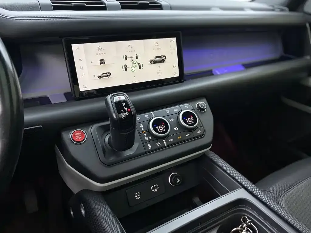 Land Rover Defender — фото 10