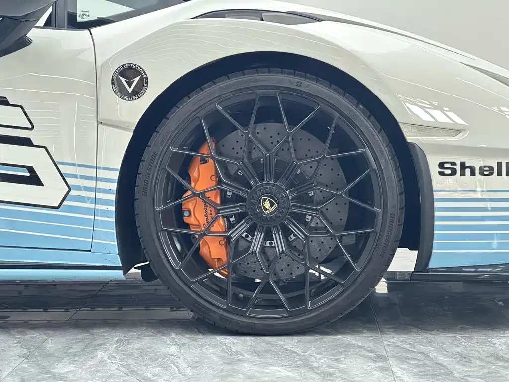 Lamborghini Huracan — фото 10